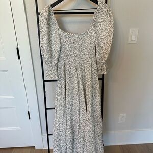 Elegant Floral Puff Sleeve Dress